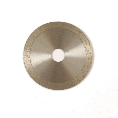 4つは回状のためのダイヤモンドのタイルの鋸歯105x20mmの100mm石造りの切断ディスクを見た