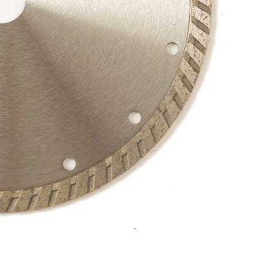 良質の熱い出版物8inch 『長い切断生命の200×1.6/2.6×10×22.23mmの磁器のダイヤモンドの刃65Mnの鋼鉄ボディ