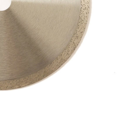 200mmx22.23mm 8インチの石工のための連続的な縁のダイヤモンドの刃