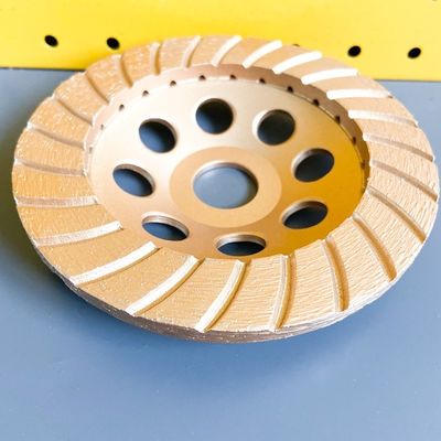 HuaChang用具6inchは150mmのダイヤモンドの具体的な、石造り、建築材料のための連続的なターボ粉砕のコップの車輪を焼結させた