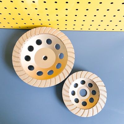 HuaChang用具6inchは150mmのダイヤモンドの具体的な、石造り、建築材料のための連続的なターボ粉砕のコップの車輪を焼結させた