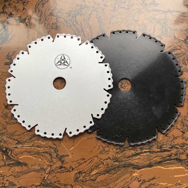 よい一見5inch 125×1.4/2.4×8×9T×22.23は石の陶磁器のプラスチック大理石のためのディスクを切ることをひくろう付けされたダイヤモンドに掃除機をかける