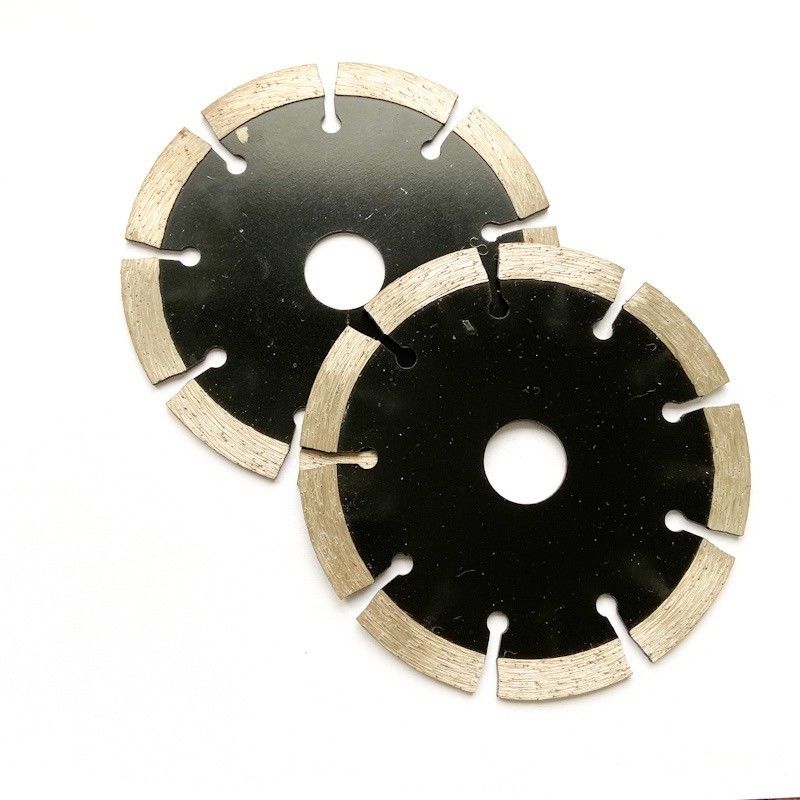 良質125×2.2/1.8×10×10T Huachang 5&quot;はレーザーによって溶接された花こう岩の具体的な乾燥したガラス切り長い生命の鋸歯を
